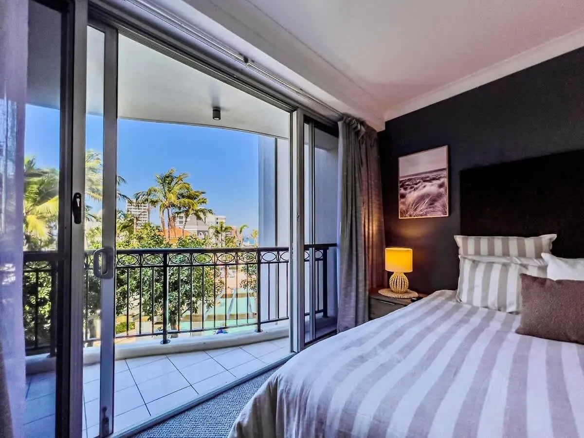 Nautical Chevron Escape Apartamento Gold Coast